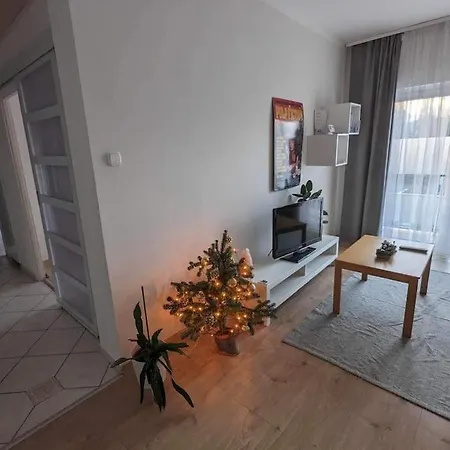 Close To The Danube Apartment *