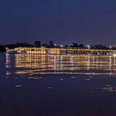 アパート Close To The Danube River *