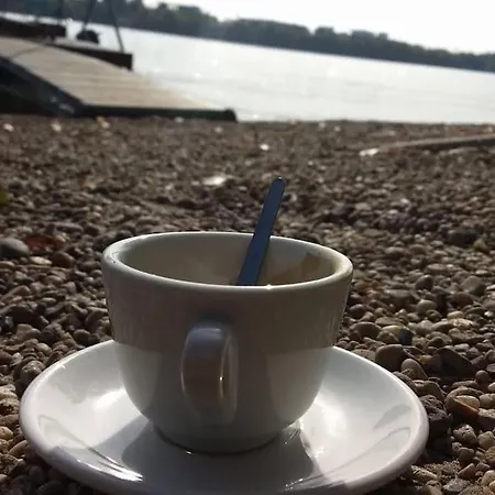 Apartment Close To The Danube