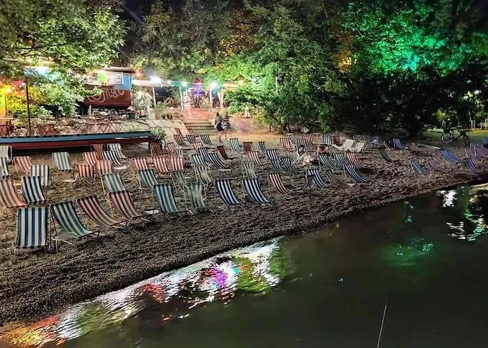 Close To The Danube River Apartment *