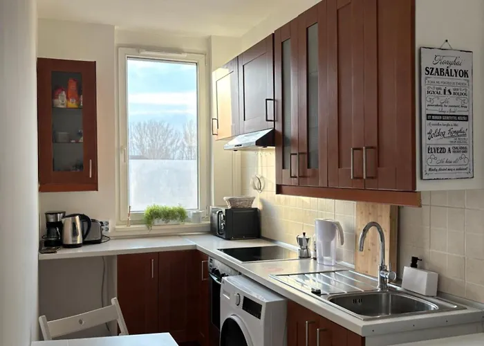 Apartment Close To The Danube River *